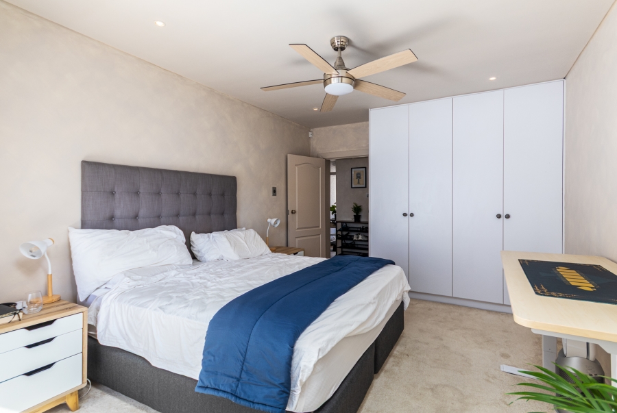 2 Bedroom Property for Sale in Green Point Western Cape